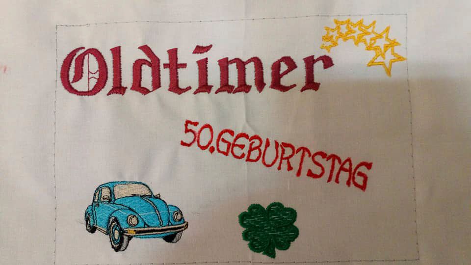 Monogramm-Stickerei von Wohnromantik Schindler - Gardinen, Maßschneiderei und Kostümverleih vom Meisterbetrieb Petra Schindler in Oschatz und Dahlen